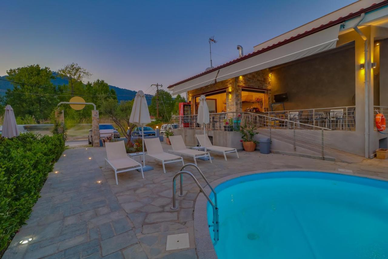 Theros Villas&Suites Chrysi Ammoudia Exterior foto