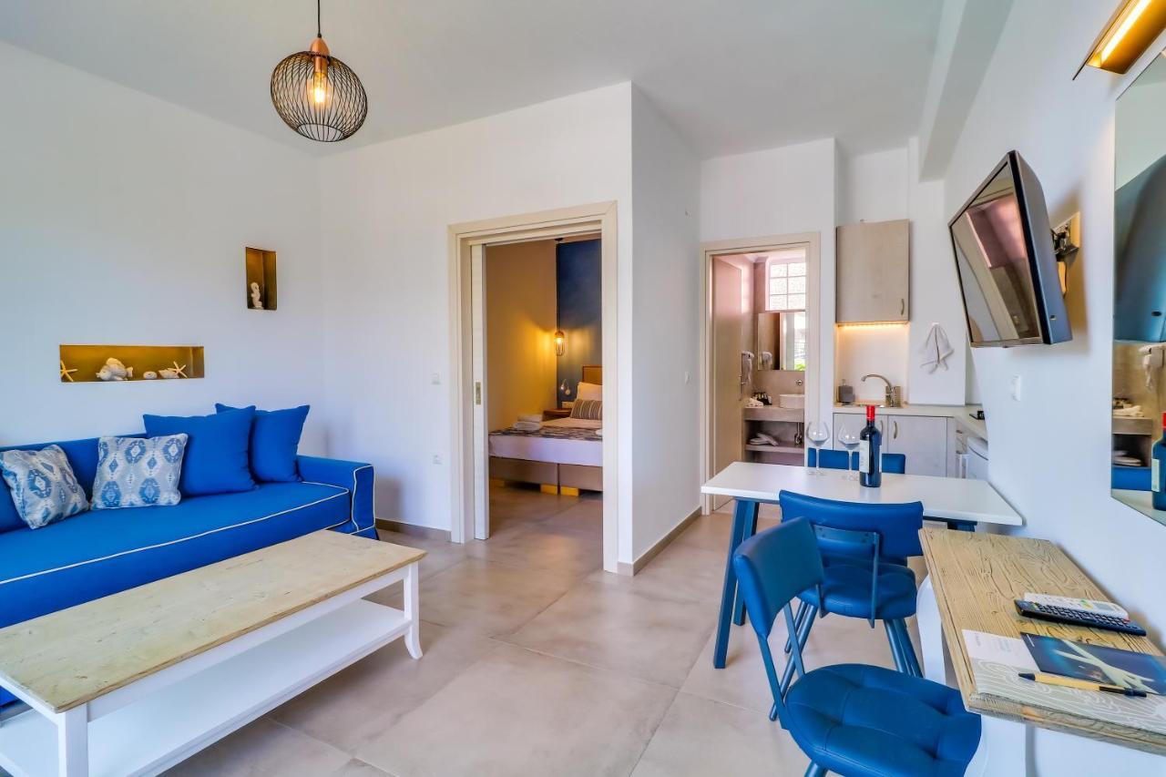 Theros Villas&Suites Chrysi Ammoudia Exterior foto